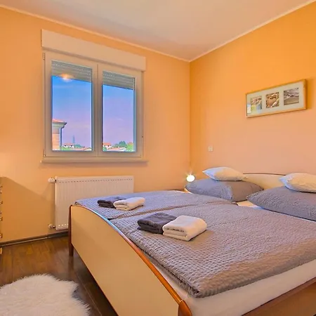 Apartament Daris *