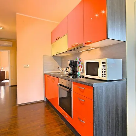 Apartament Daris *